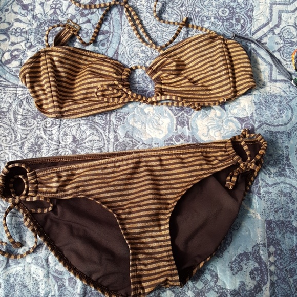 Bathing suit - Picture 4 of 4